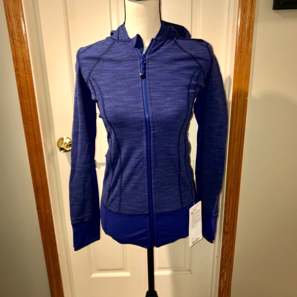 Lululemon daily practice jacket size 4